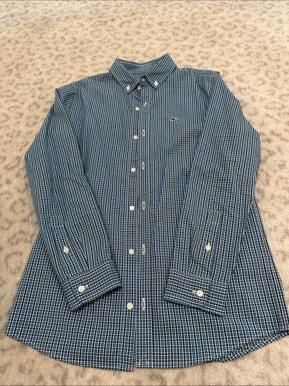 Vineyard Vines boys button down shirt